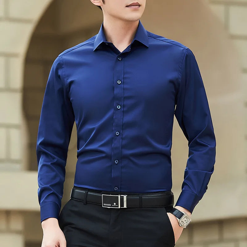 Men’s Classic Everyday Button-Up Shirt