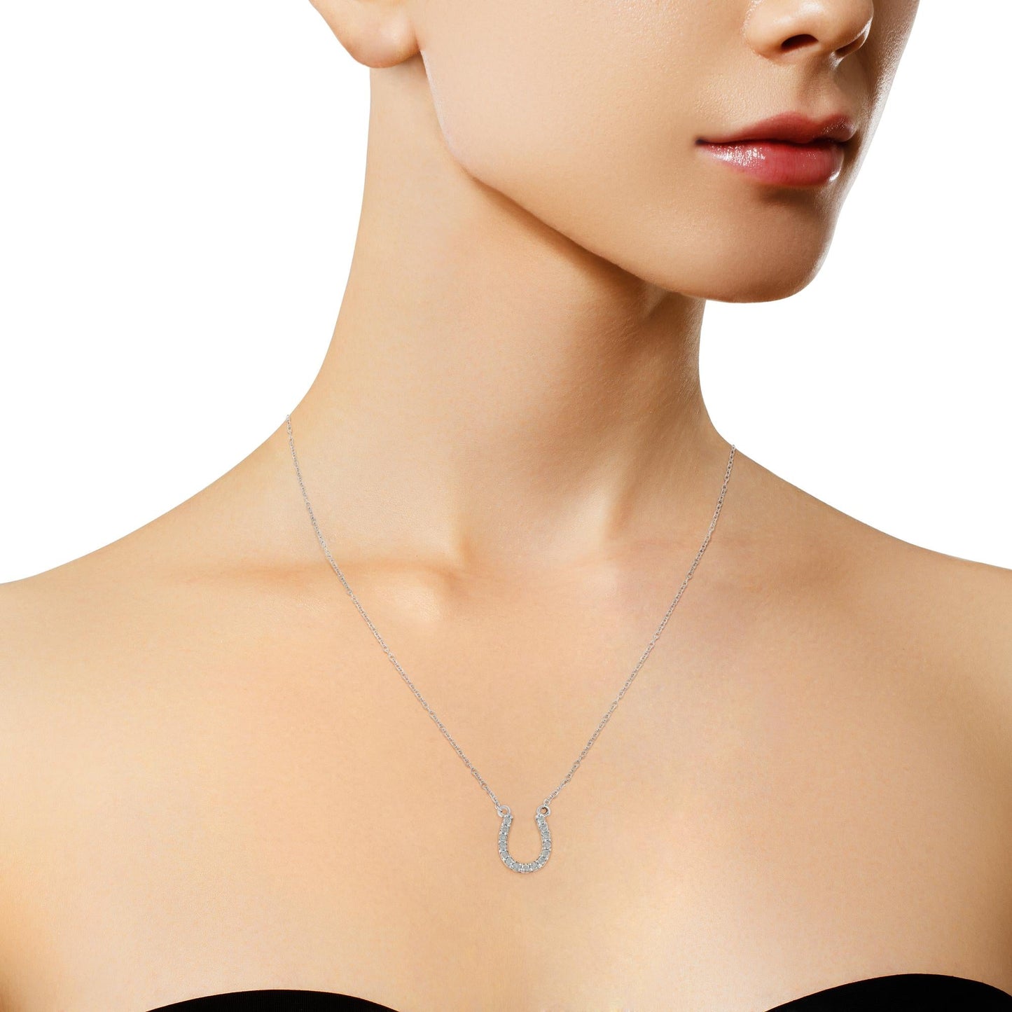.925 Sterling Silver 1/4 Cttw Diamond Horseshoe Necklace (I-J Color, I3 Clarity)