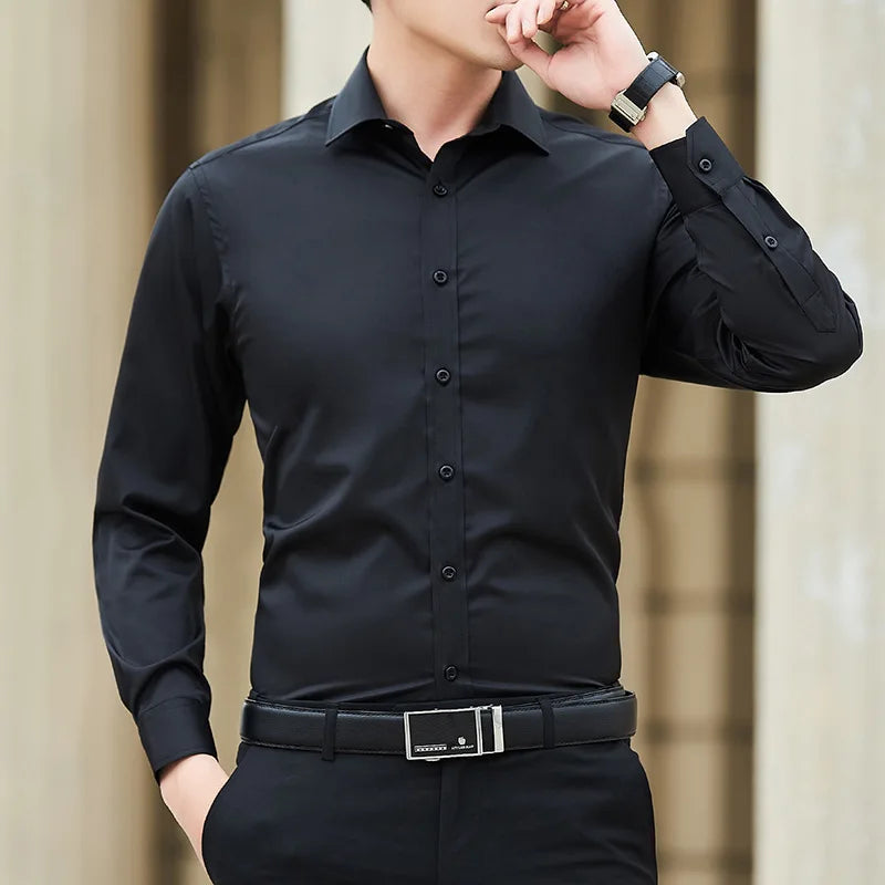 Men’s Classic Everyday Button-Up Shirt