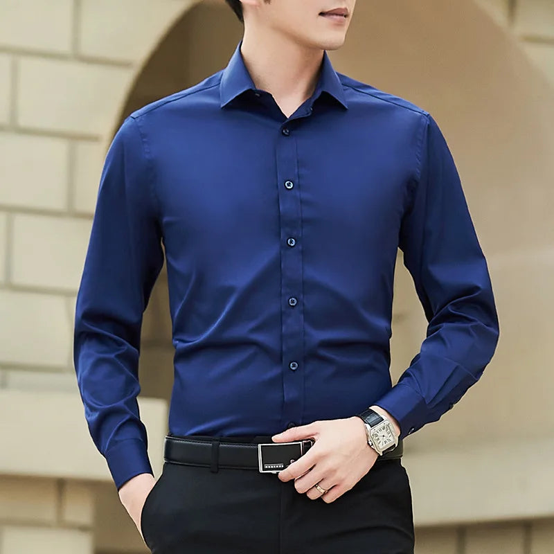 Men’s Classic Everyday Button-Up Shirt